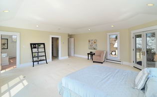 Master Suite - Country homes for sale and luxury real estate including horse farms and property in the Caledon and King City areas near Toronto